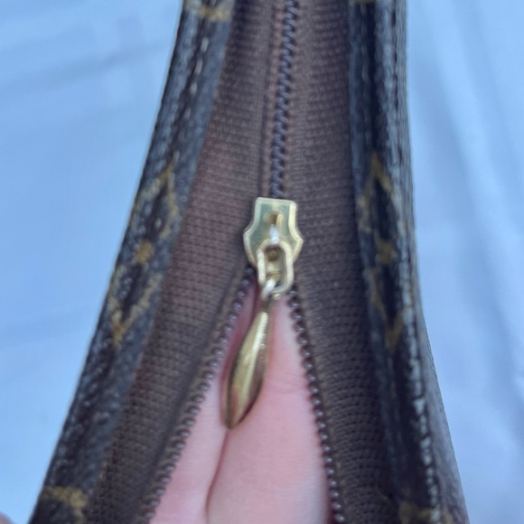 Louis Vuitton VINTAGE RARE Monogram Agenda Organizer Zip-Around Pouch (70s-80s) - Picture 13 of 15